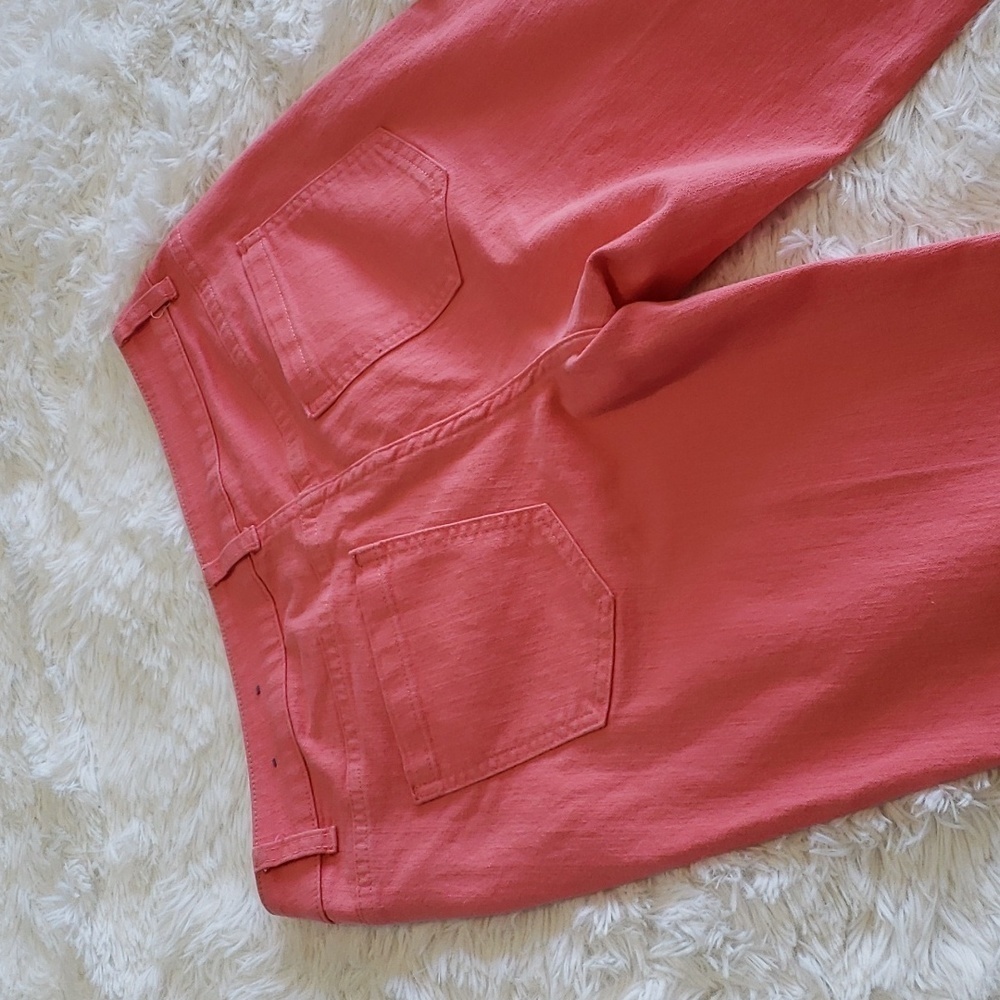 Christopher & Banks Signature Slimming Cropped Ankle Jeans, Pink Size 6 Stretch - Picture 4 of 4